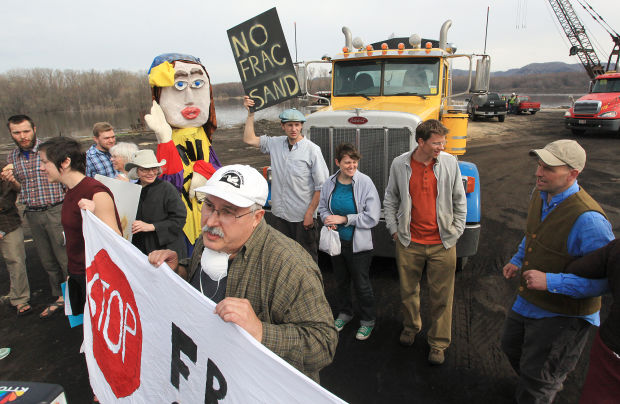 Frac Protest